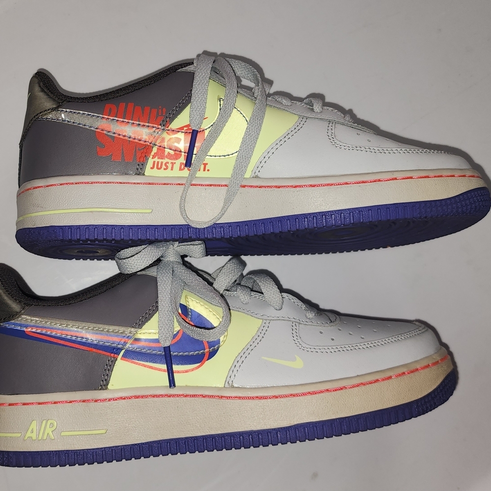 ​Nike Air Force 1 Low GS Dunk It Sz 5.5	Y Sneakers CT1628-001